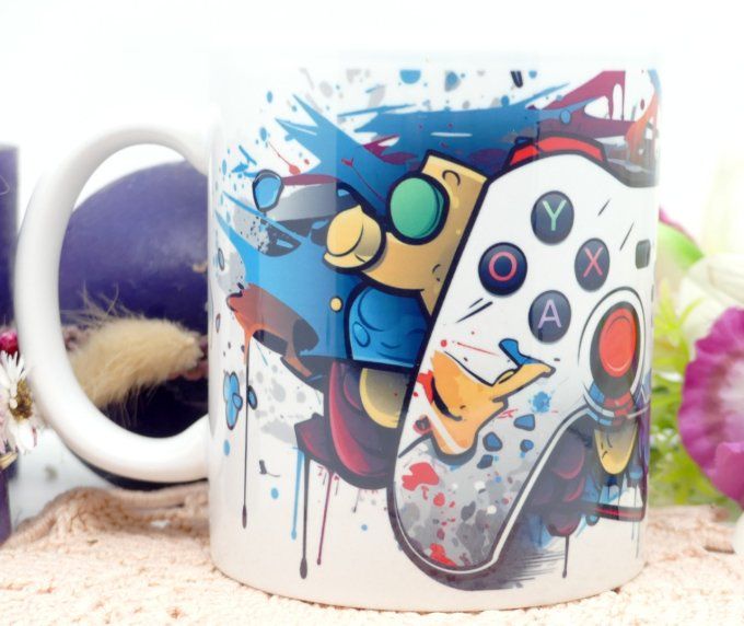 Mug manettes de consoles sur fond blanc