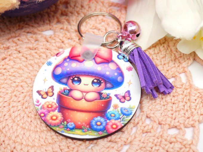 Porte clef MDF(bois) tit champignon kawaii et son chapeau mauve